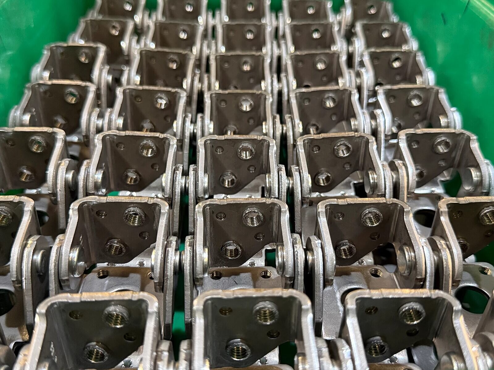 Welded steel brackets produced at TONALI